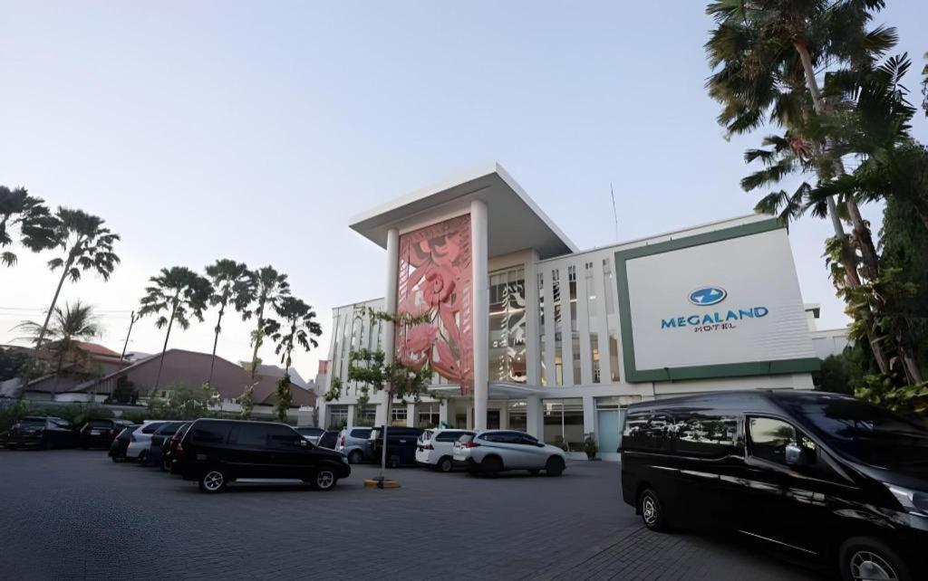 Megaland Hotel Solo מראה חיצוני תמונה